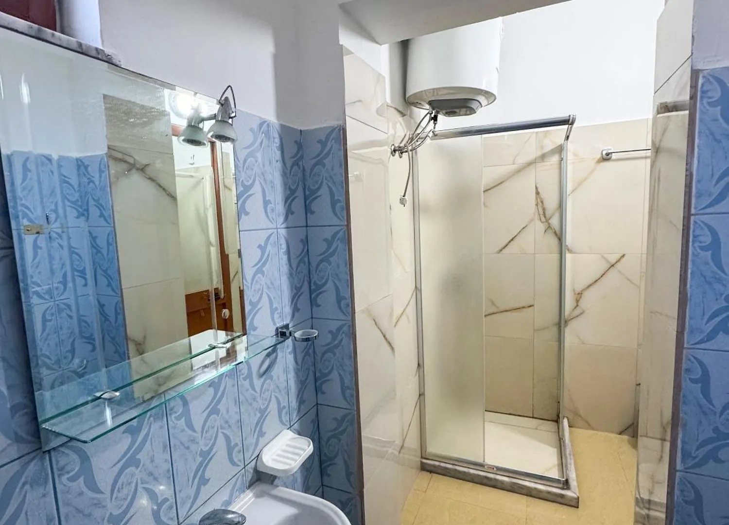 ***  Hotel Blu Mare Shëngjin Albanië